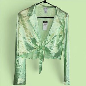 NWT Rue21 Silky Shimmer Crop blazer Lg